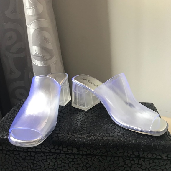 jeffrey campbell jelly sandals